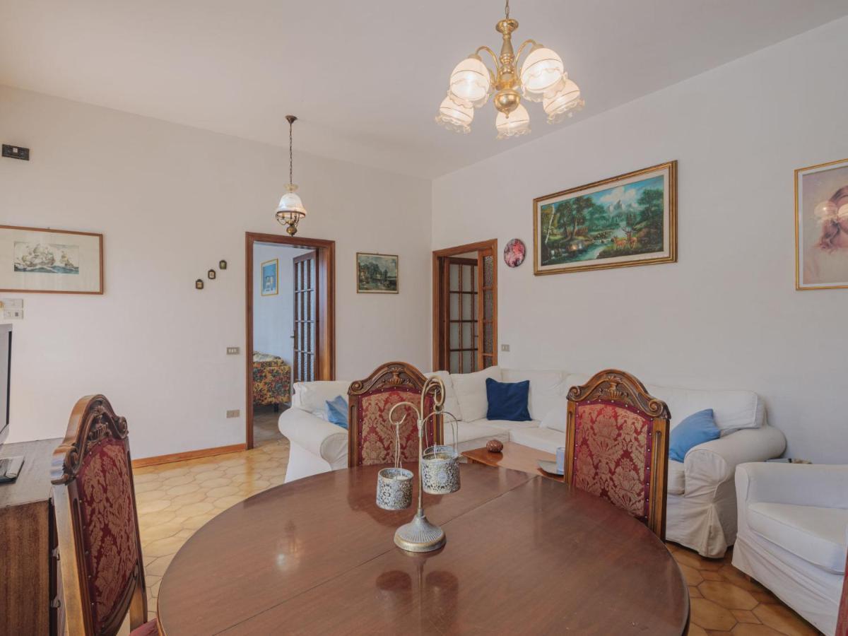 Apartment Del Freo By Interhome Montignoso Bagian luar foto